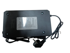 TR-1 Зарядное устройство 72V 20Ah (штекерТ)