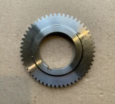 HT-135/9HP - шестерня коленвала узкая