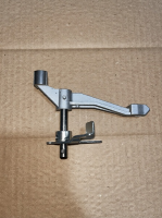 HT-105/135 - рычаг оборотов двигателя