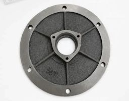 R180/R175/R190/R195 - крышка шкива корзины сцепления