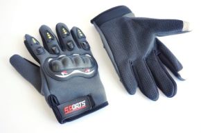 Перчатки "SPORTS''  черные, утепленные с защитой