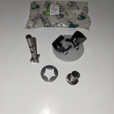 HT-105/6HP - масляный насос с шестерней