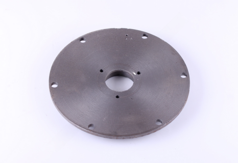 R180/R175/R190/R195 - крышка шкива корзины сцепления