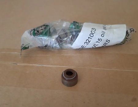 ZH195 (JR-Q15E) - Сальник клапана 1уп/10пар.(20шт.)