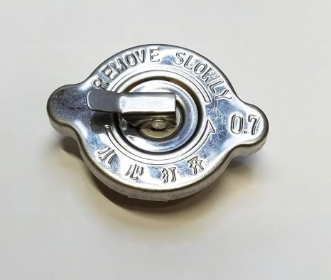 R180 - крышка радиатора