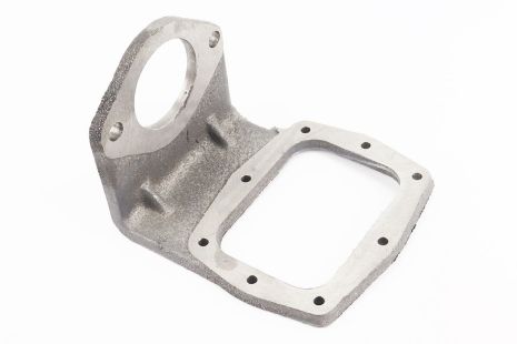 R195NM - кронштейн стартера