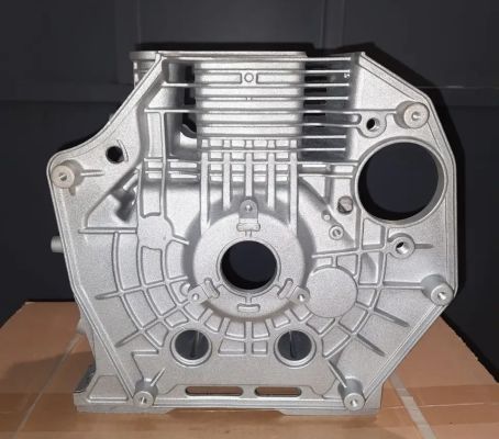 HT-105/6HP - блок двигателя ZUBR голий