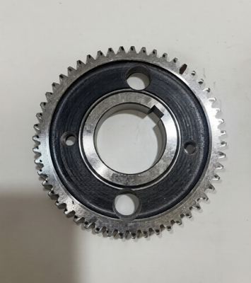 R190N - балансировочный вал + шестерня