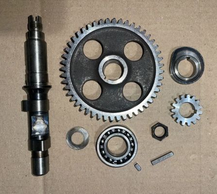 R180 - распредвал клапанов в сборе
