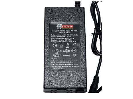 Зарядное устройство тип №1 для электромопеда 12V3A